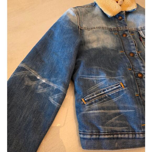 Levi's Women's Denim Sherpa Lined Jacket SZ Large Trucker - Picture 4 of 9